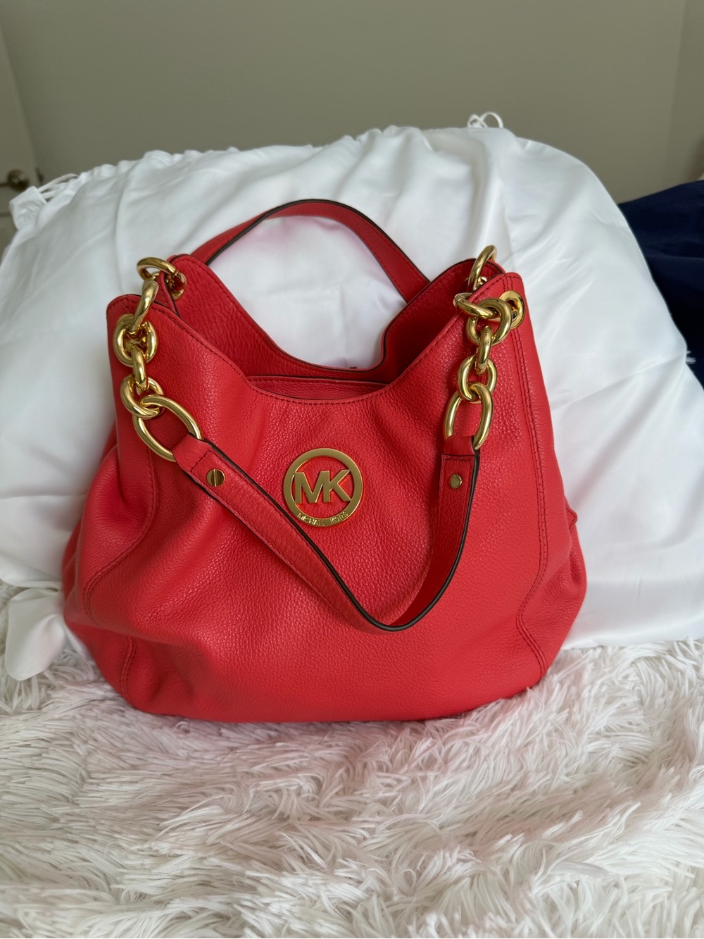 Michael Kors Fulton Large Leather Hobo Bag - Watermelon Red / Gold
